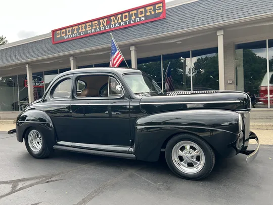 1941 Ford Deluxe