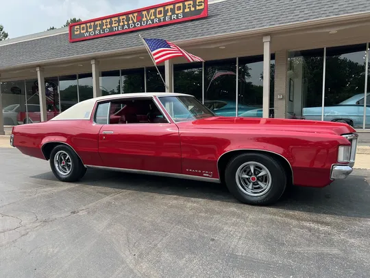 1969 Pontiac Grand Prix