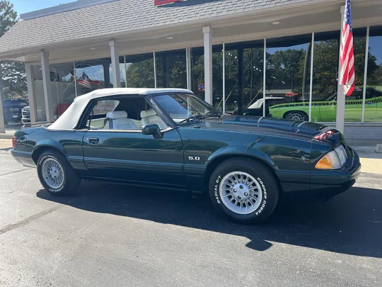 1990 Ford Mustang LX