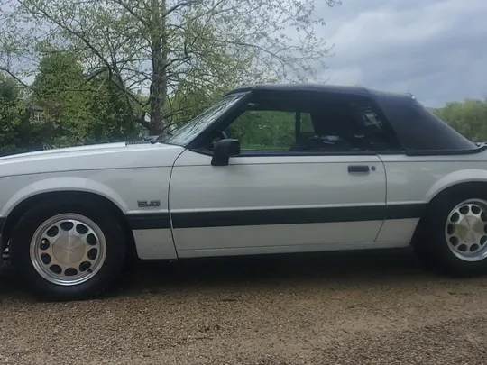 1990 Ford Mustang LX